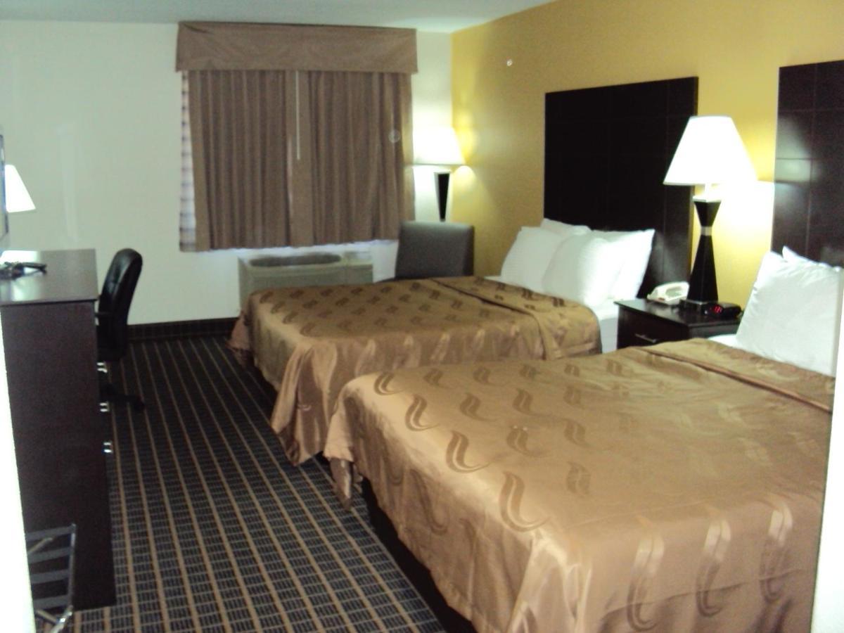 Quality Inn Carbondale University Area Luaran gambar