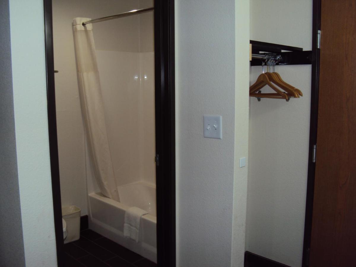 Quality Inn Carbondale University Area Luaran gambar