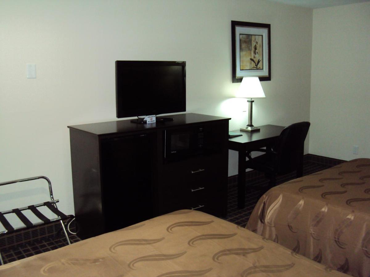 Quality Inn Carbondale University Area Luaran gambar