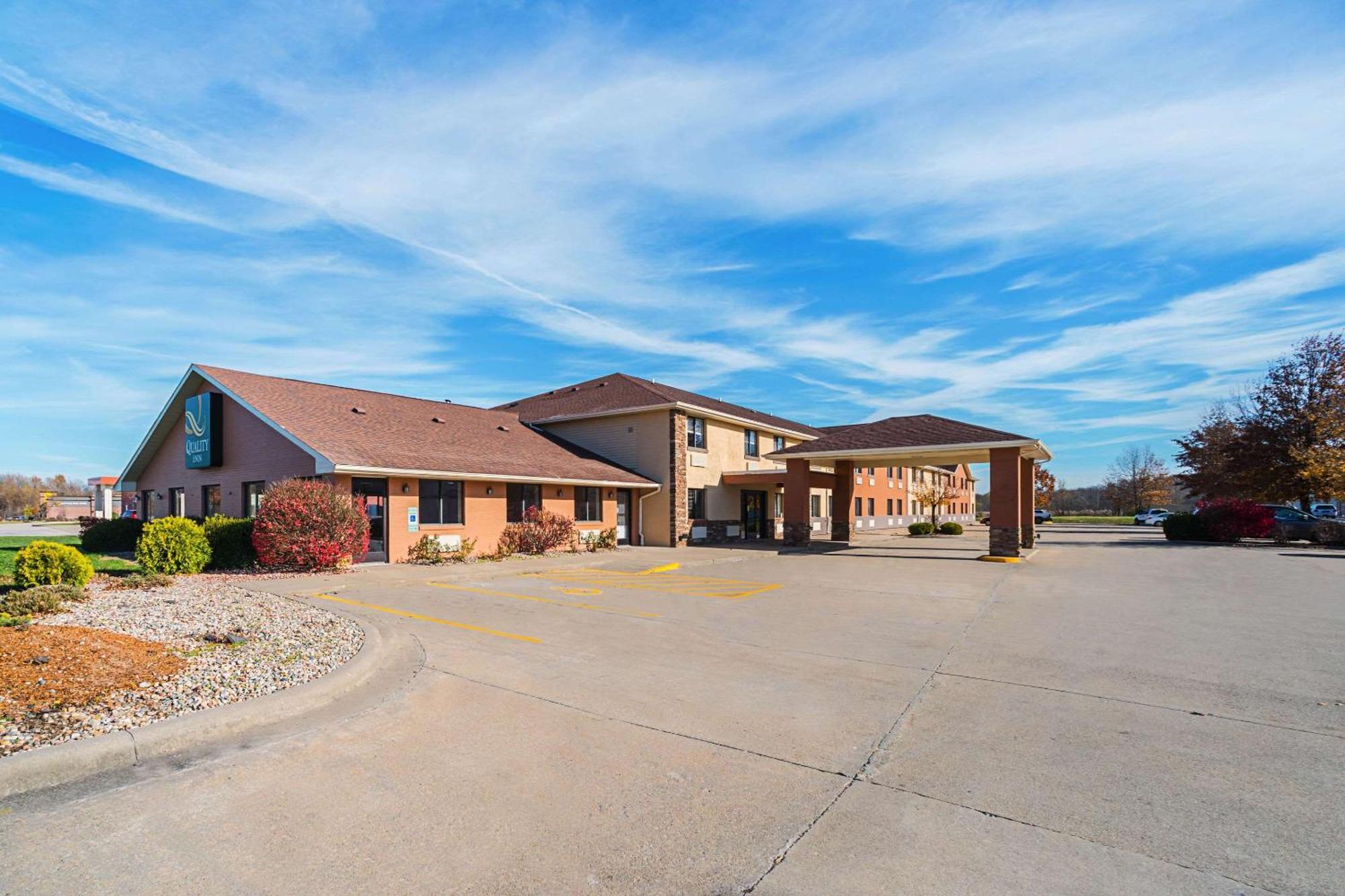 Quality Inn Carbondale University Area Luaran gambar